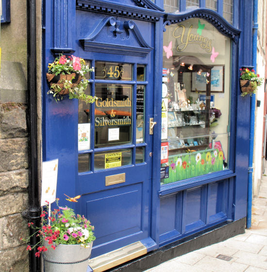 FREE DELIVERY ON ORDERS OVER £100.00