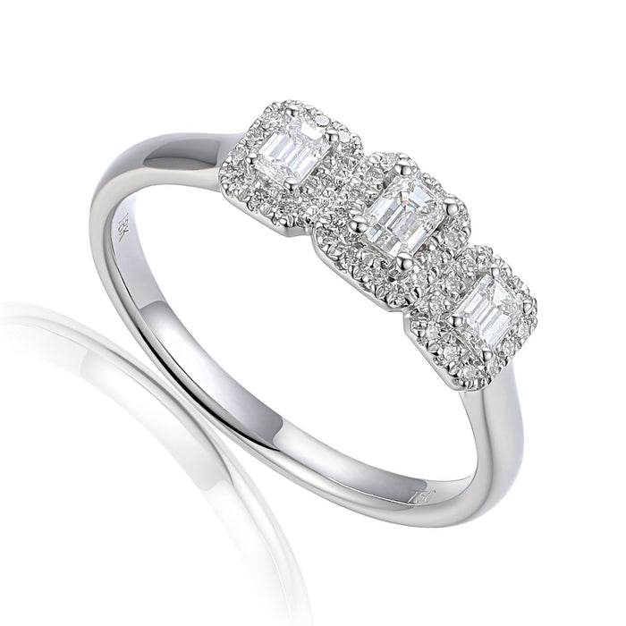 Diamond and 18ct White Gold Ring 29-10079
