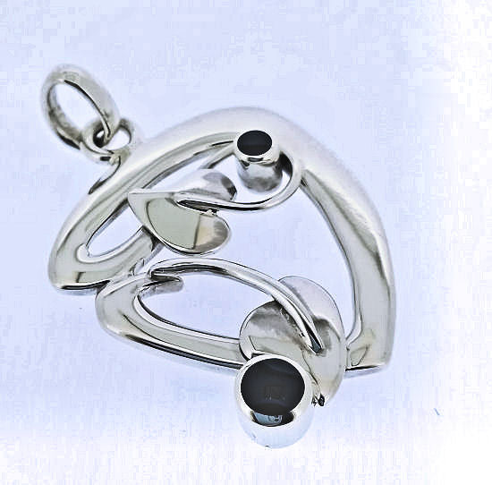 Silver and Whitby Jet Handmade Leaf Pendant NPHM02