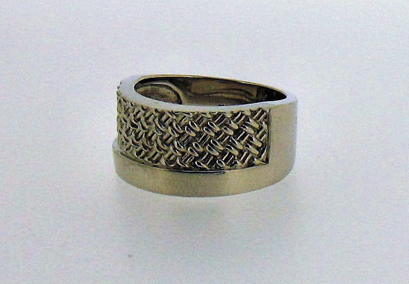Basket weave on sale wedding band