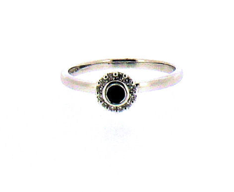 Sapphire & Diamond White Gold Ring 8869DQ105