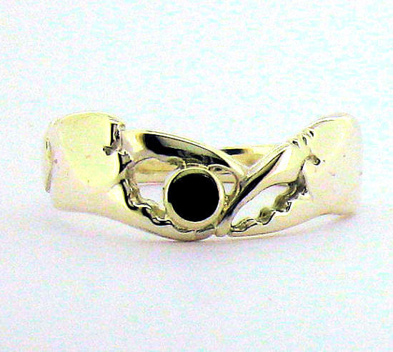Whitby Jet & Silver Crab Claw Ring AR2-6