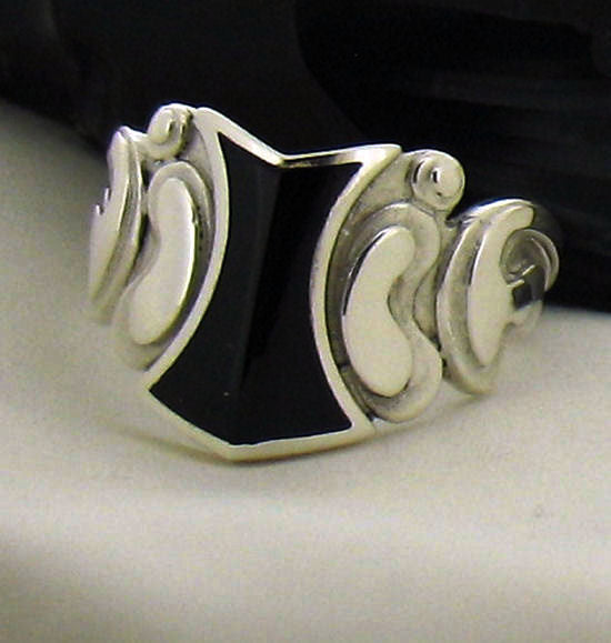 Whitby Jet and Silver Gents Ring AR4-10