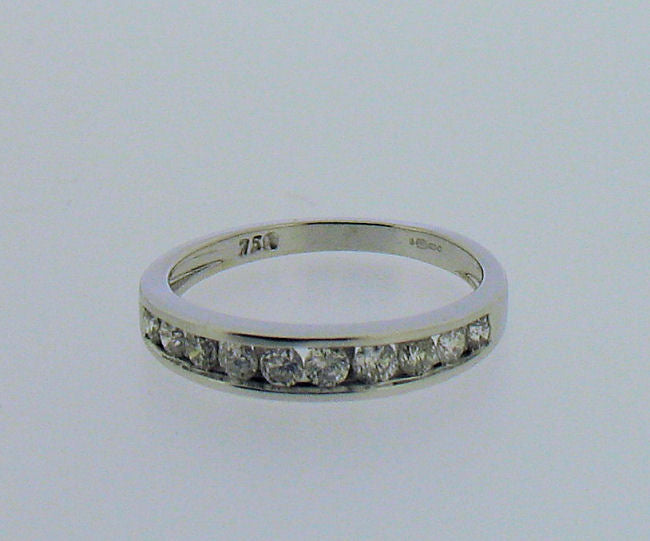 Diamond and 18ct White Gold Band Ring J944