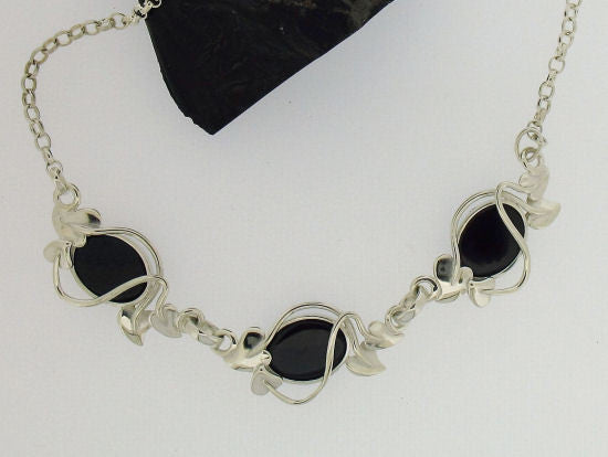 Whitby jet and Silver Necklace NN68X3
