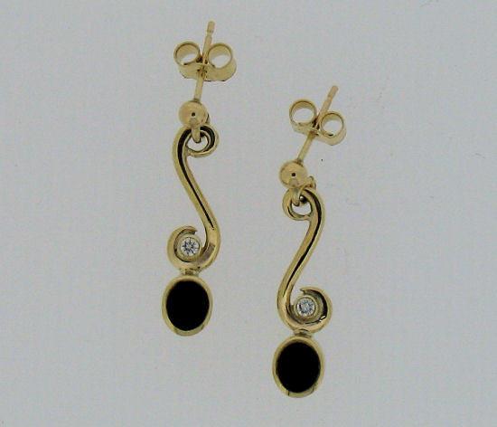 9ct Hallmarked yellow gold jet and diamond drops ND 12
