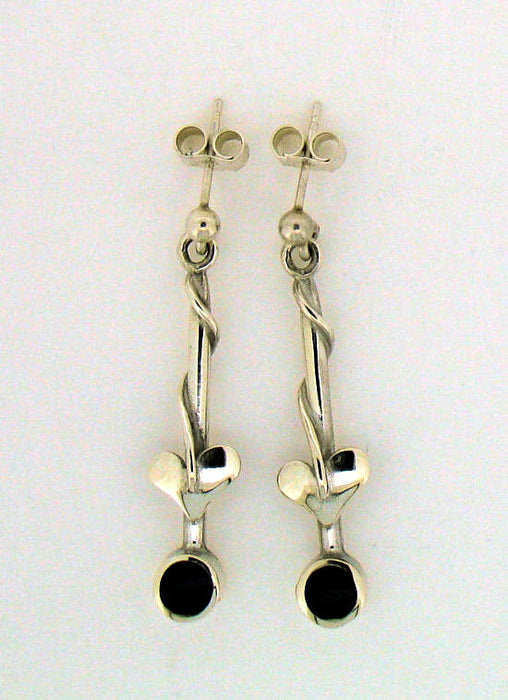 Whitby Jet Silver Drop Earrings ND72