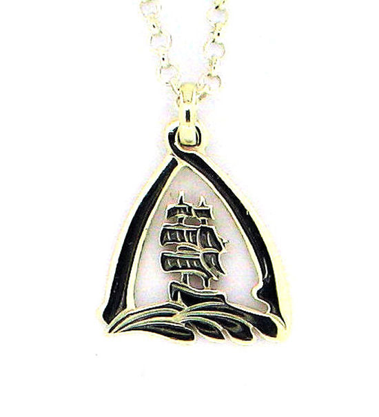 Silver Small Endeavour Pendant NP 27