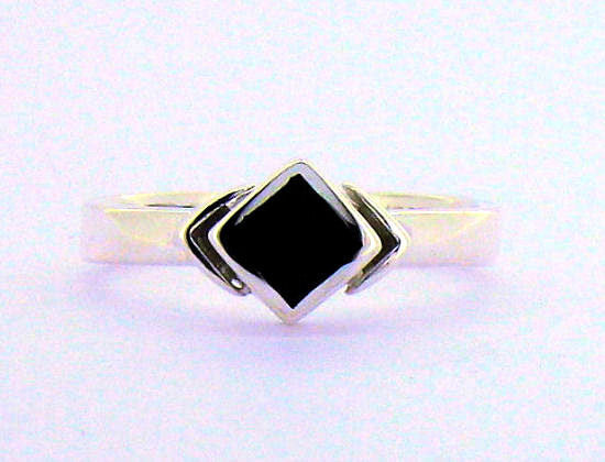 Whitby Jet Silver Ring NR32