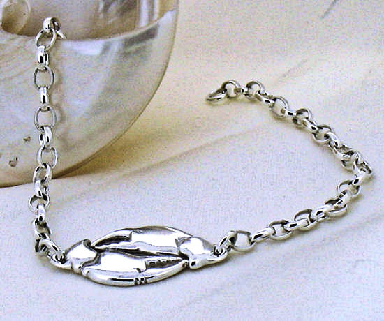 Silver Double Crab Claw Bracelet AB 2-3