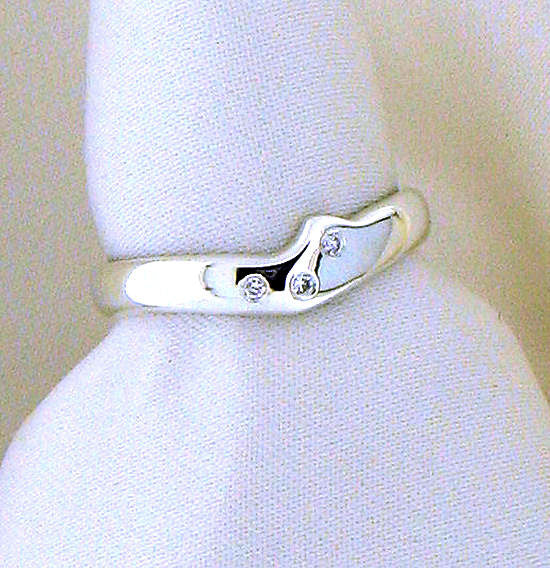 Diamond and Silver Shaped Wedding Band NR-75B